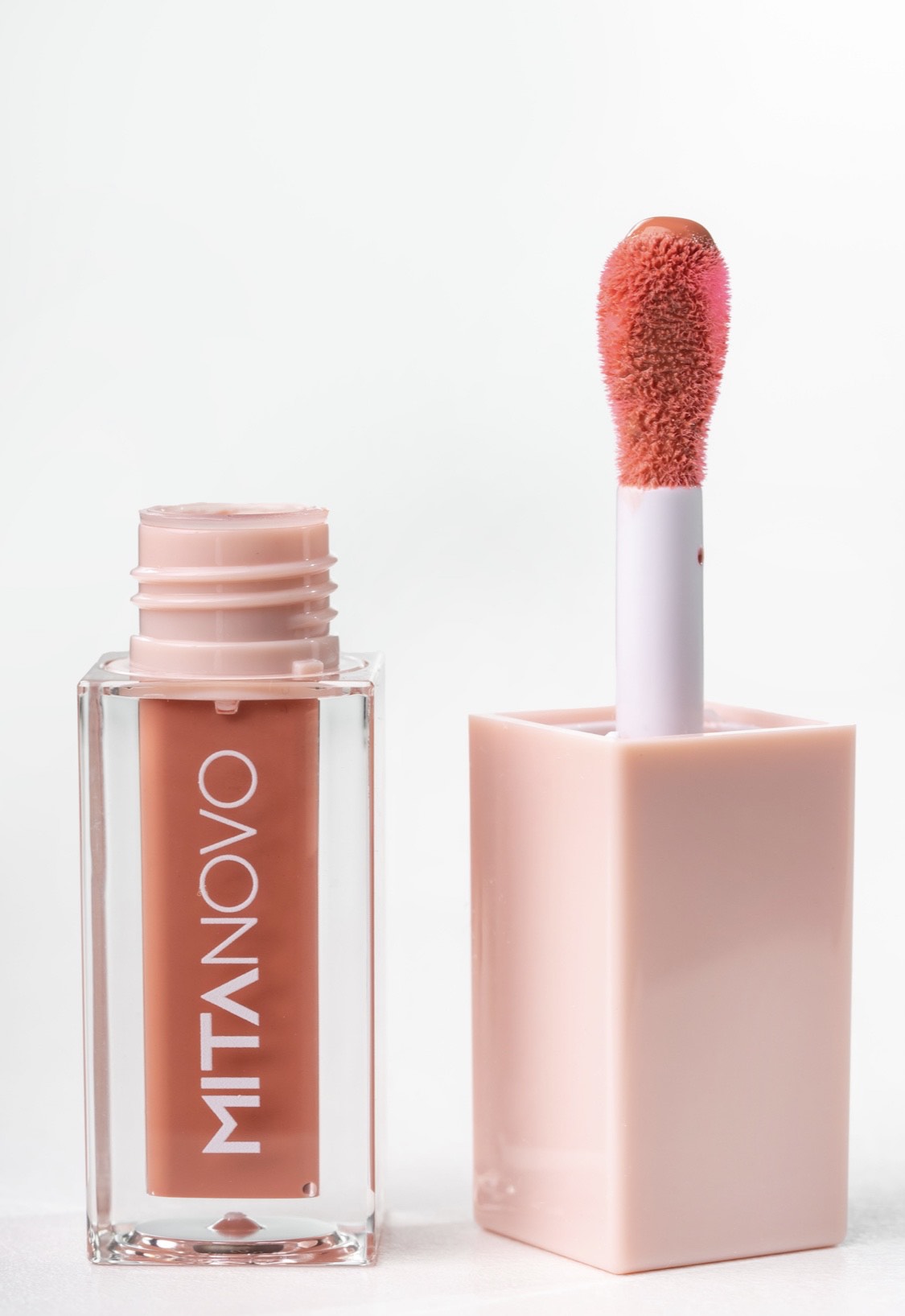 Lip Gloss Bombshell